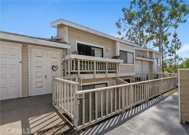 4652 Don Lorenzo  #B, Los Angeles, CA 90008 - #3