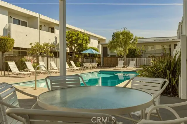 4331 Sarah Street  #10, Burbank, CA 91505 - #1