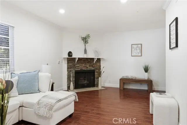 4189 Vineland Avenue  #111, Studio City, CA 91602 - #2