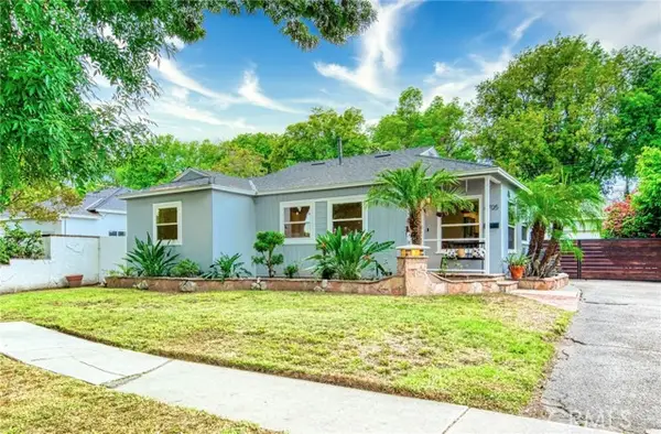 6705 Rubio Avenue, Van Nuys, CA 91406
