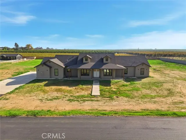 605 Anderson B Drive, Exeter, CA 93221 - #2