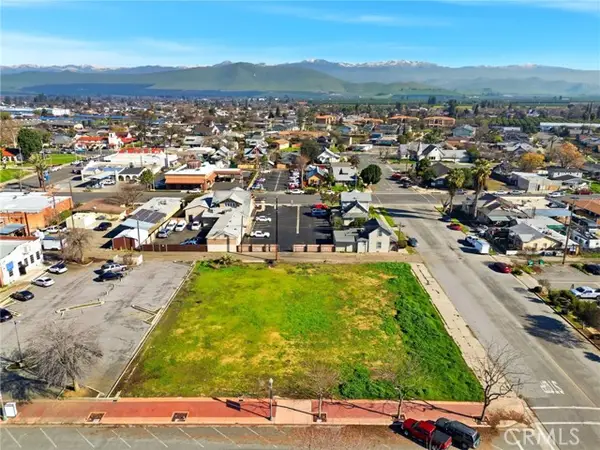 190 Elmwood Avenue, Lindsay, CA 93247