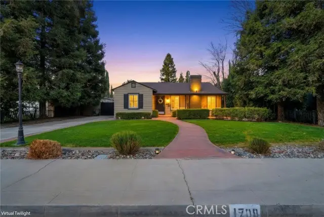 1708 Myrtle Avenue, Visalia, CA 93277 - #2