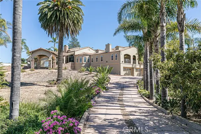 1956 Cambridge Way, Santa Maria, CA 93454 - #3