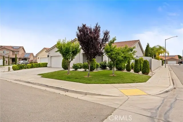 4670 Constance, Fresno, CA 93722 - #3