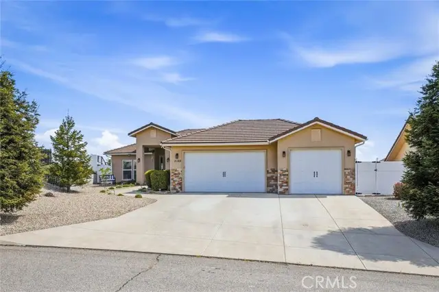 3180 Lakeside Village, Paso Robles, CA 93446 - #2
