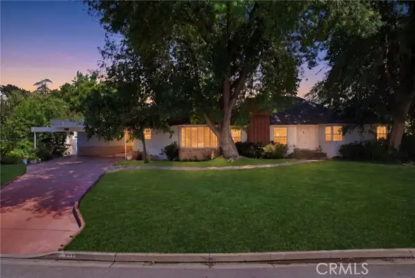 227 El Cerrito, Bakersfield, CA 93305