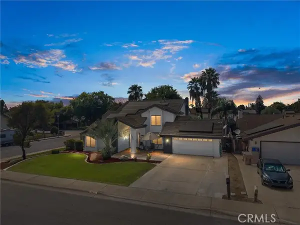1925 Glenbarr Court, Bakersfield, CA 93309