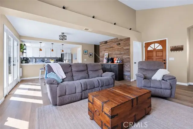 1378 Blossom Drive, Santa Maria, CA 93455 - #2