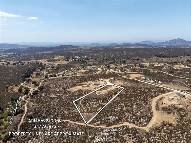 35905 Madera Dr, Hemet, CA 92544 - #1