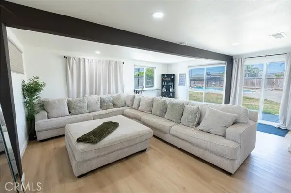 10955 Abby Lane, Hanford, CA 93230