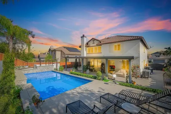 8359 Clover Creek Road, Riverside, CA 92508