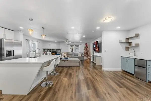 927 Cottonwood Court, Corona, CA 92879