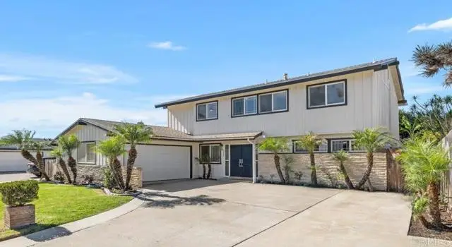 3542 Governor Drive, San Diego, CA 92122 - Image #2