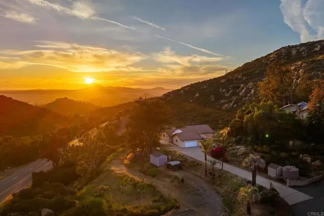 2792 LA CRESTA RD, El Cajon, CA 92021 - #2