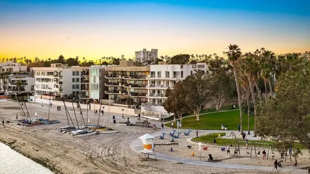 1251 Parker Pl.  #2J, San Diego, CA 92109 - #1