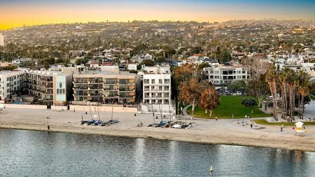 1251 Parker Pl.  #2J, San Diego, CA 92109 - #2