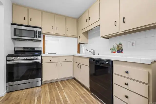 9302 Heaney Circle, Santee, CA 92071 - #3