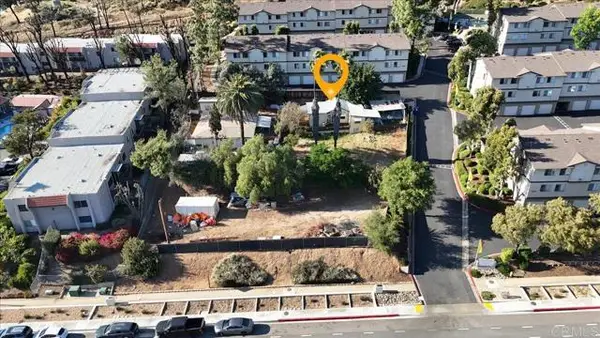 12830 Mapleview St, Lakeside, CA 92040