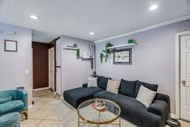 1615 Pentecost Way  #6, San Diego, CA 92105 - #2