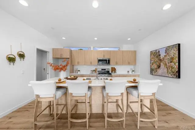2250 Calle Chanate, San Diego, CA 92139 - #3