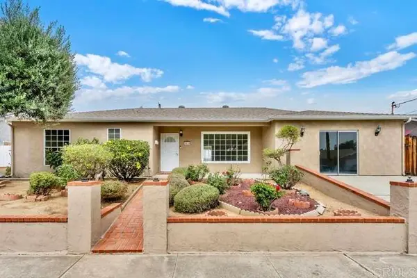 9416 Saint Andrews Drive, Santee, CA 92071