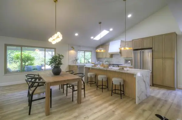 17523 Plaza Marlena, San Diego, CA 92128