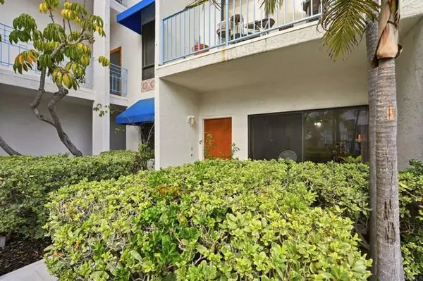 8310 Regents Road  #1E, San Diego, CA 92122