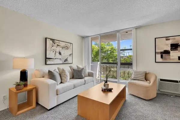 3050 Rue D'Orleans  #355, San Diego, CA 92110
