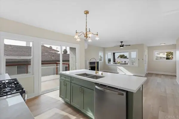 2453 Curlew St, San Diego, CA 92101