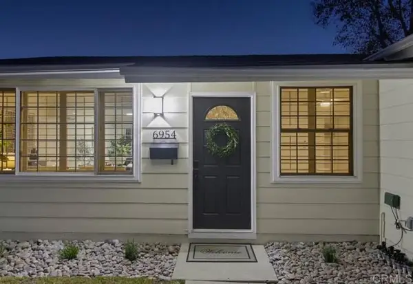 6954 Ballinger, San Diego, CA 92119