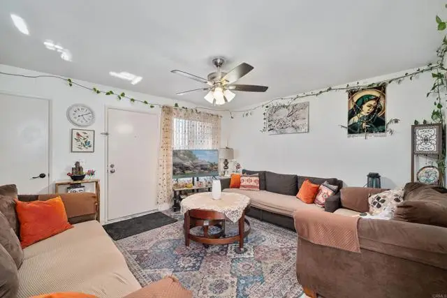 481 Lincoln Avenue, El Cajon, CA 92020 - #3