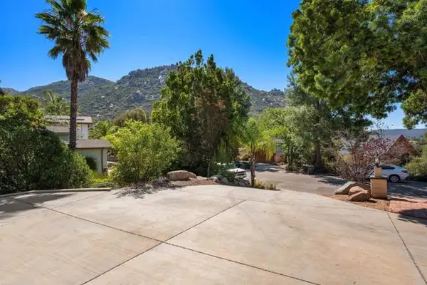 16734 Georgios Way, Ramona, CA 92065