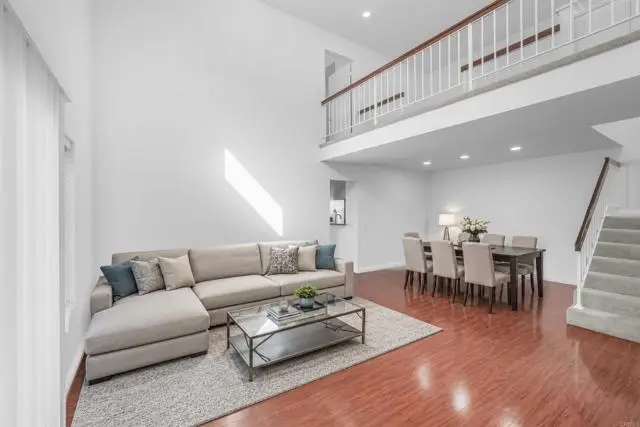 10679 Glendover Lane, San Diego, CA 92126 - #3