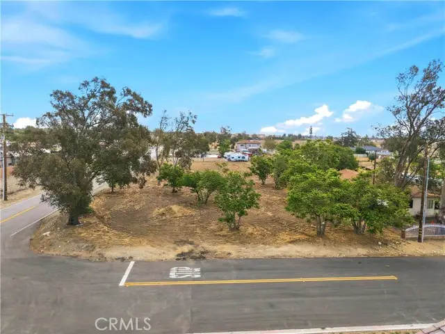 6327 Maloof Avenue, Fontana, CA 92336 - #3