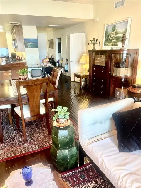 300 4th  #124, Long Beach, CA 90802 - #2