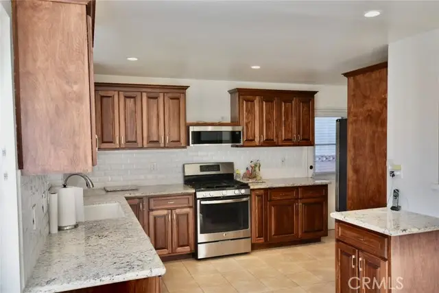 17238 Carfax Ave, Bellflower, CA 90706 - #3