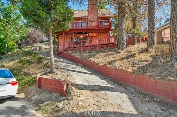 23840 Zuger Drive, Crestline, CA 92325