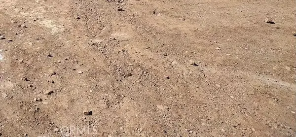 12 Division Street, Lancaster, CA 93535