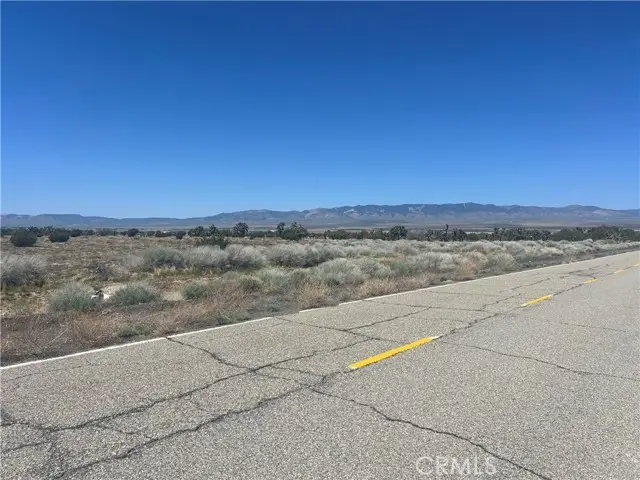 208 Avenue D-10, Lancaster, CA 93536 - #1