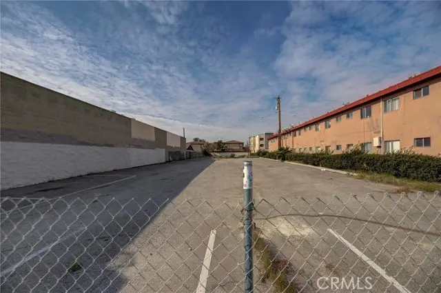 15329 Hawthorne Boulevard, Lawndale, CA 90260 - #2