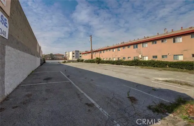 15329 Hawthorne Boulevard, Lawndale, CA 90260 - #3