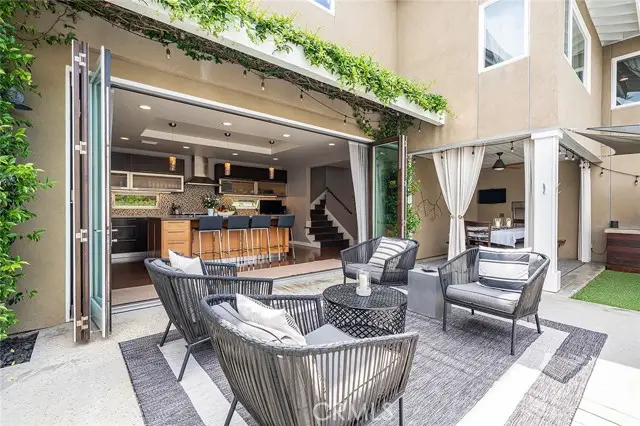 291 Argonne Avenue, Long Beach, CA 90803 - Image #3