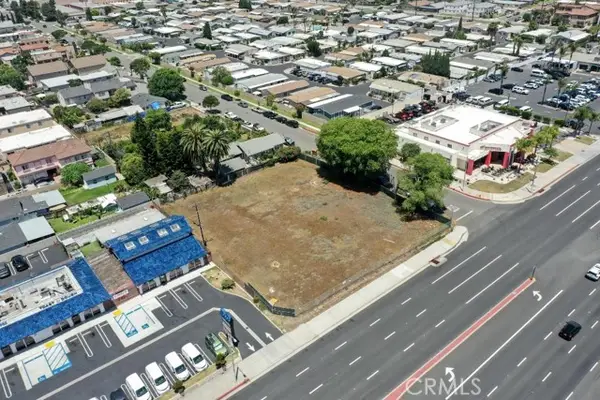 7942 Speer Drive, Huntington Beach, CA 92647