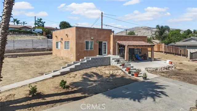 8035 Santa Rita Street, Corona, CA 92881 - #3