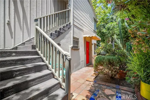 2511 5th, Los Angeles, CA 90057 - #2