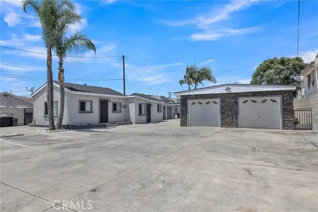 11609 208th Street, Lakewood, CA 90715 - #1