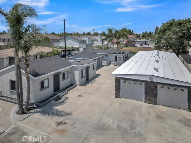11609 208th Street, Lakewood, CA 90715 - #2