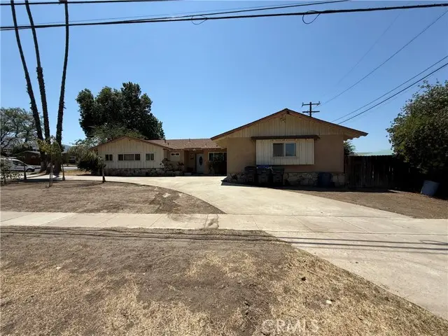 1710 Garretson Avenue, Corona, CA 92879 - #2