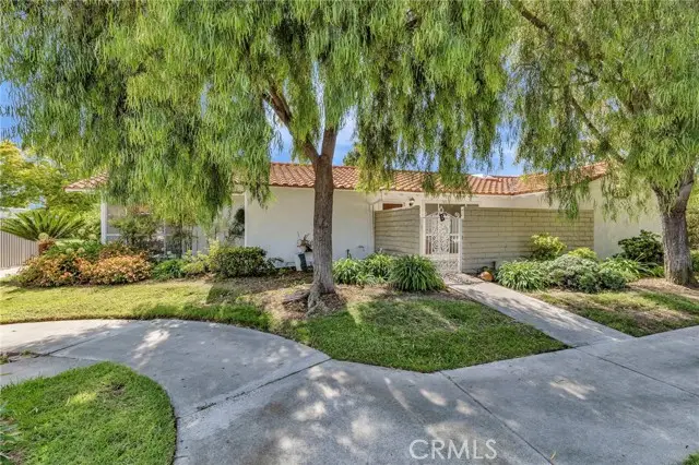 2197 Via Mariposa  #B, Laguna Woods, CA 92637 - Image #2